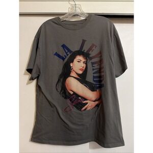 Official Selena Merchandise La Leyenda Black T-Shirt SIZE Medium Graphic Print!